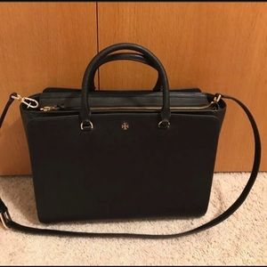 Tory Burch Large Robinson ZIP Tote | NWOT